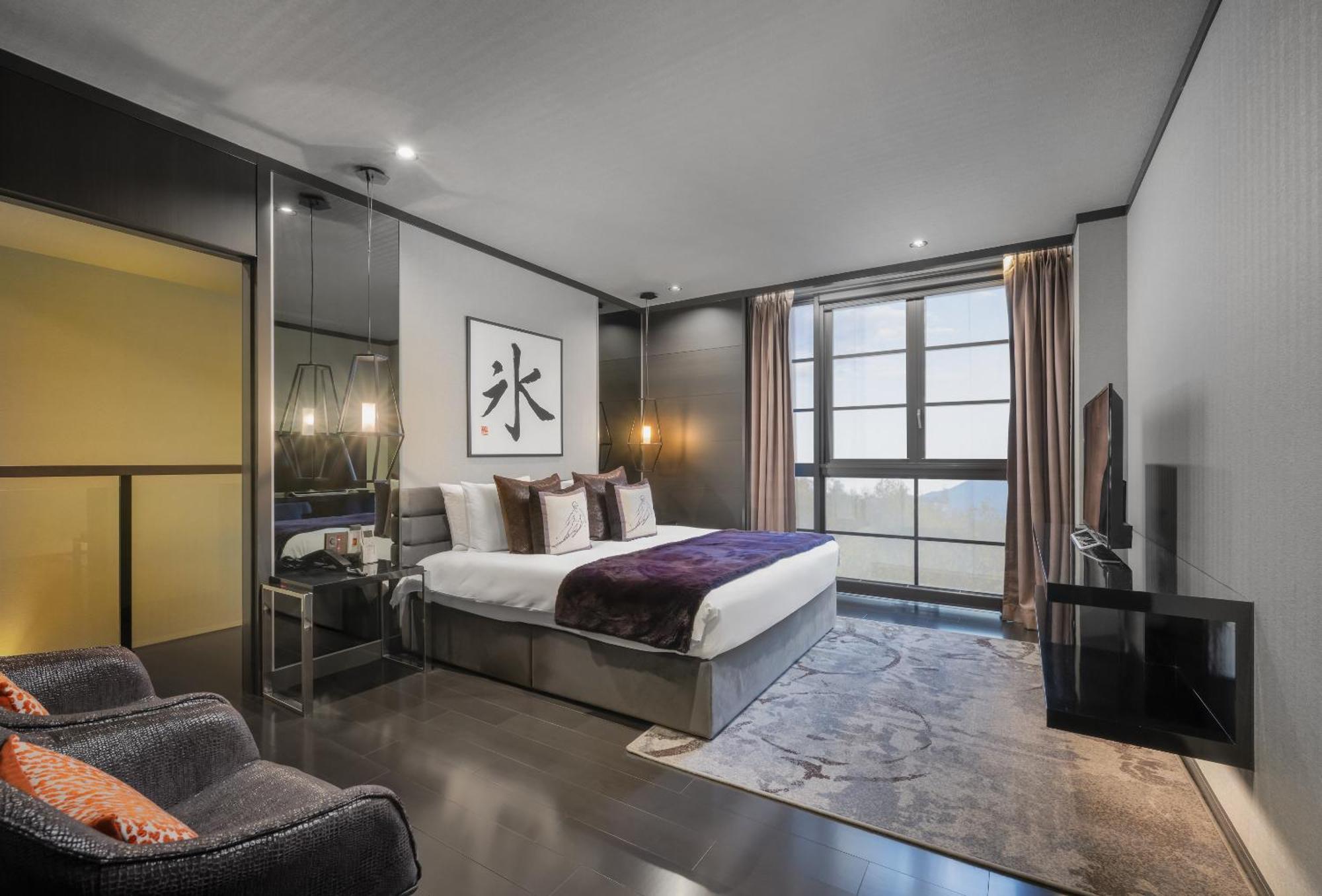 Three-Bedroom Townhouse,1743220129:JPEG
